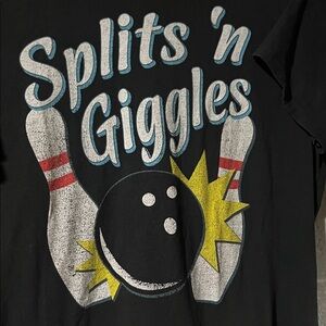 Splits N Giggles Retro Bowling Graphic Tee Unisex Small Women’s Oversized Look